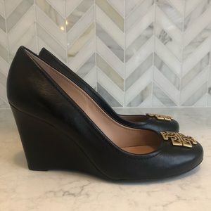 Tory Burch Wedges - Black, size 5.5